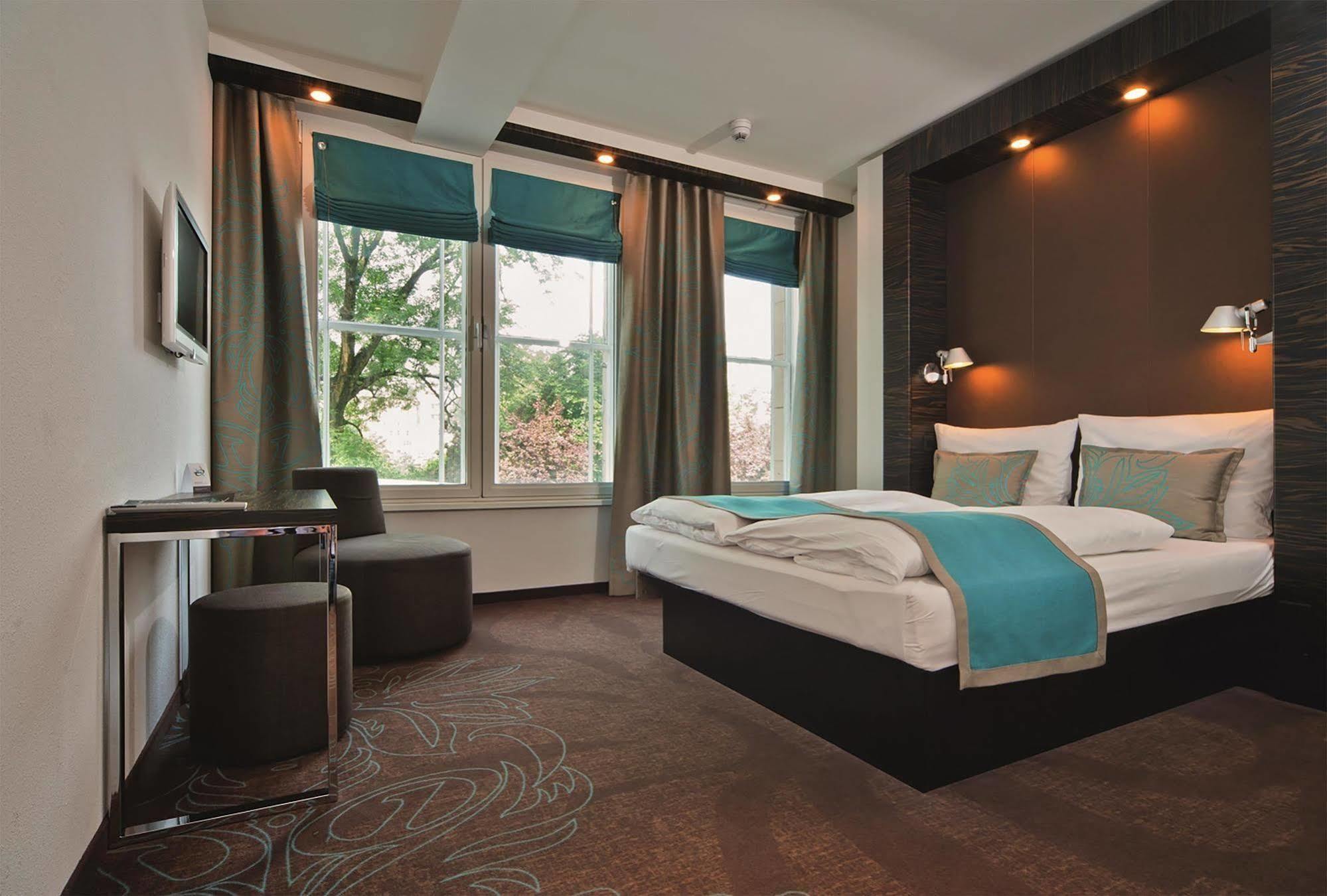 Motel One Edinburgh-Royal Exterior foto